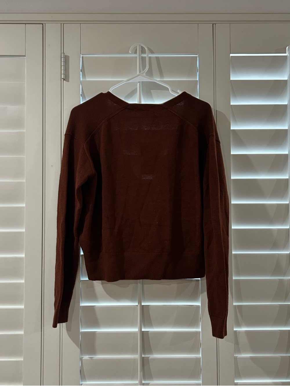 Everlane Deep V-Neck Cardigan - Picture 9 of 10